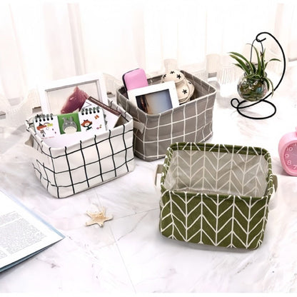 Panier-rangement-pliable-multifonctionnel-rangement-innovant-posé-parterre