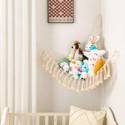 Rangement-Chambre-Enfant-Range-Peluches-StorageHammock™-Rangement-Innovant-bien-accroché-dans-un-angle-de-la-chambre