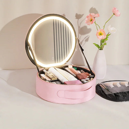 trousse de maquillage led nori rose ouverte  remplie produits cosmétiques